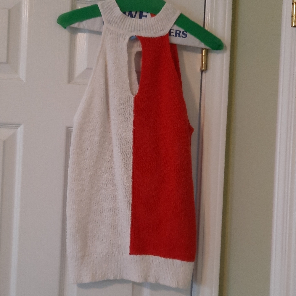 Top - Picture 2 of 2